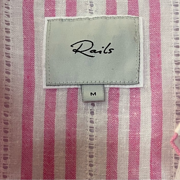 Rails Jamie Sleeveless Button Down in Pink & White Kokomo Stripe Print. Size M. - Picture 6 of 12